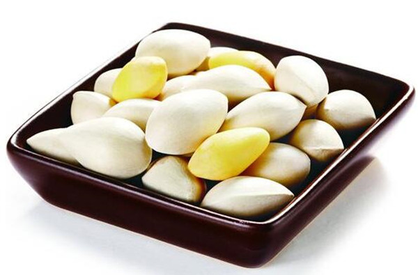 皮肤干燥瘙痒吃点白果养肺护肤