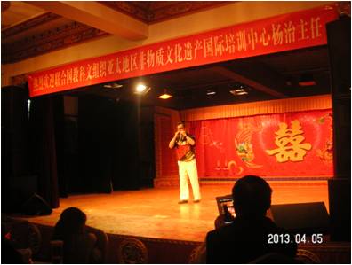 我向世界走去-卓忠明