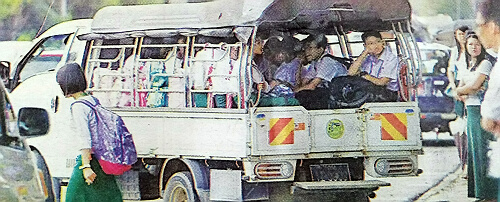 当局禁止敞蓬汽小型载货汽车当校车使用