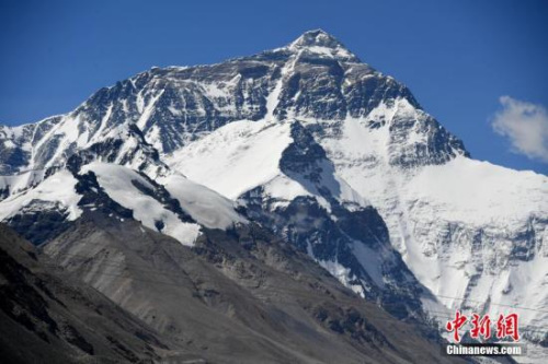 全球变暖削减珠峰实际“身高”？尼泊尔拟重新测量
