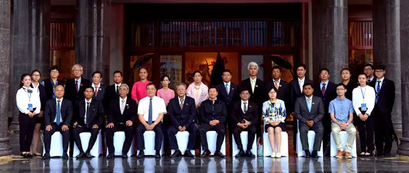 缅甸全国民主联盟干部考察团考察云南