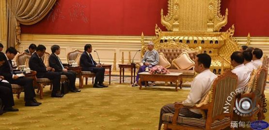 廷觉与昂山素季分别会见来访的柬埔寨外长