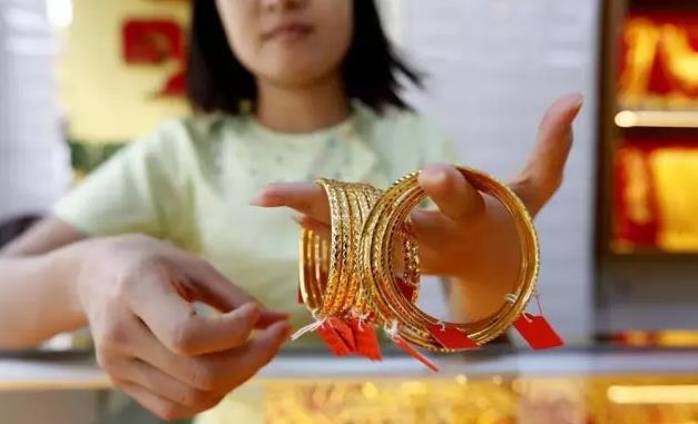 政府力求解除对钻石、绿宝石和黄金的特殊商品税