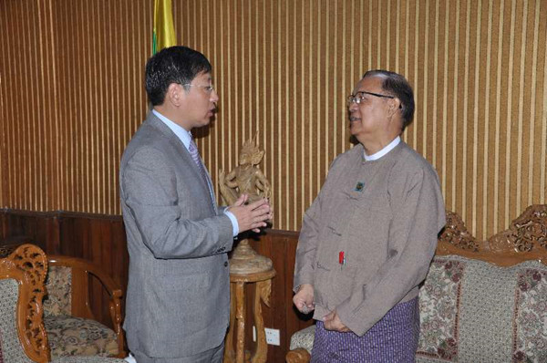 驻缅甸大使洪亮会见缅甸交通和通讯部部长吴丹欣貌、缅甸计划和财政部部长吴觉温