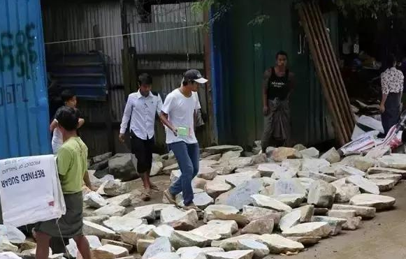 缅甸出台翡翠销售新政 AB级翡翠原石被允许运往密支那销售