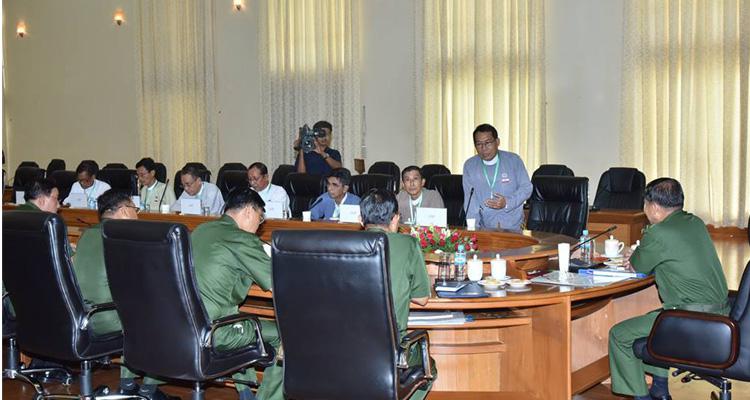 若开地区政党和军方举行会谈