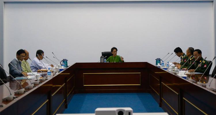 国家首长亲自处理若开邦发生的恐怖袭击事件