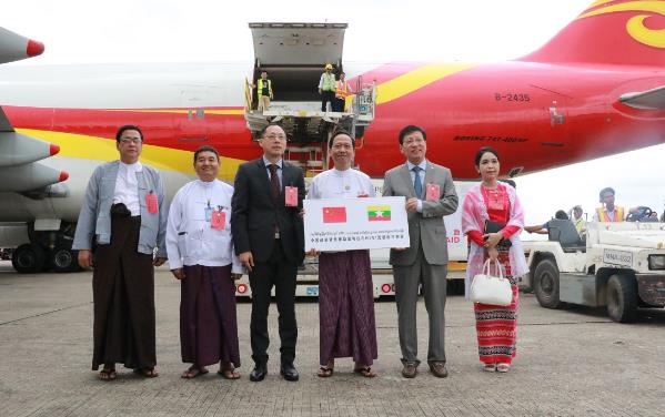 中国政府援助缅甸抗击H1N1流感紧急人道主义物资8月24日抵达仰光