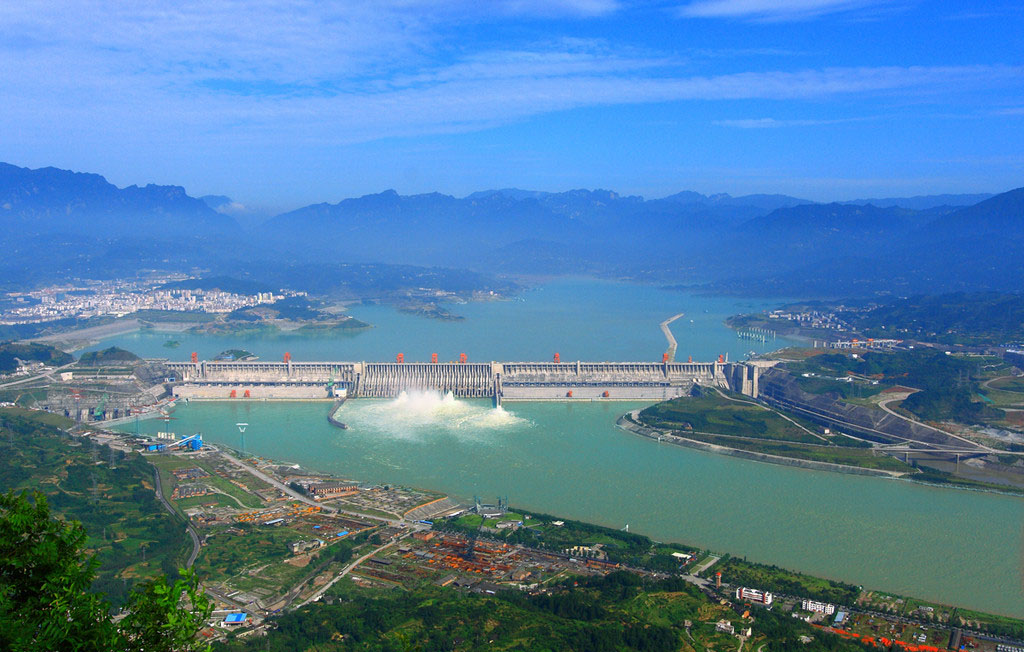 中国三峡集团总经理赴缅甸调研孟东水电站及新能源项目开发工作