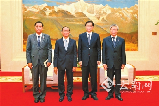 云南省省委书记陈豪会见缅甸人民院议长吴温敏