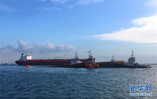 新加坡海域一挖沙船倾覆 ４名中国籍船员失踪