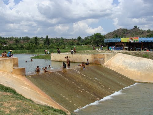 人们对水坝管理的一些看法
