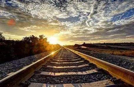 滇缅专家交流座谈“一带一路”建设