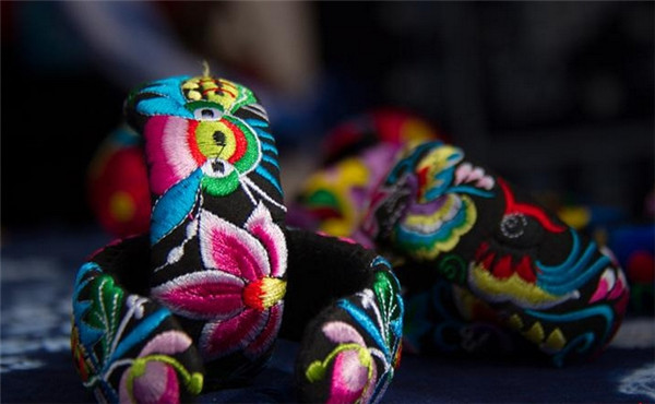 临沧边交会成果丰硕：11国企业参展 预签约近300亿