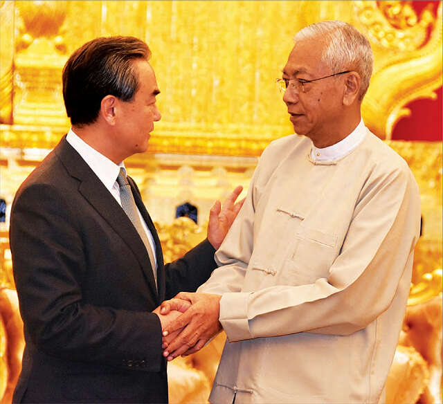 总统吴廷觉会见中国外长王毅