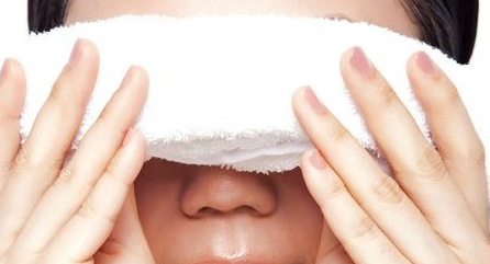 去除黑眼圈的小妙招