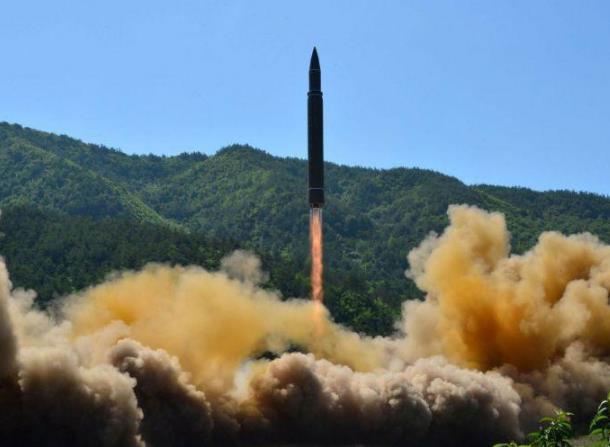 朝鲜今早试射弹道导弹