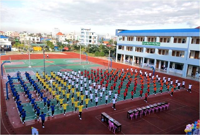 云华师范学院师范部举行第二届“喝彩云华”广播体操比赛