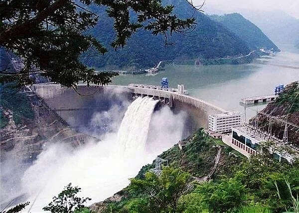 国务院发展研究中心研究员王亦楠：妖魔化水电开发要不得