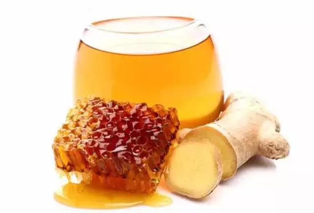 蜂蜜生姜水可治老年斑