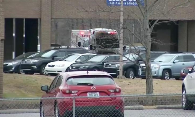 美肯塔基州发生校园枪击案 2死17伤