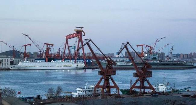 保障舰已到 烟囱在冒烟 中国国产航母海试在即?