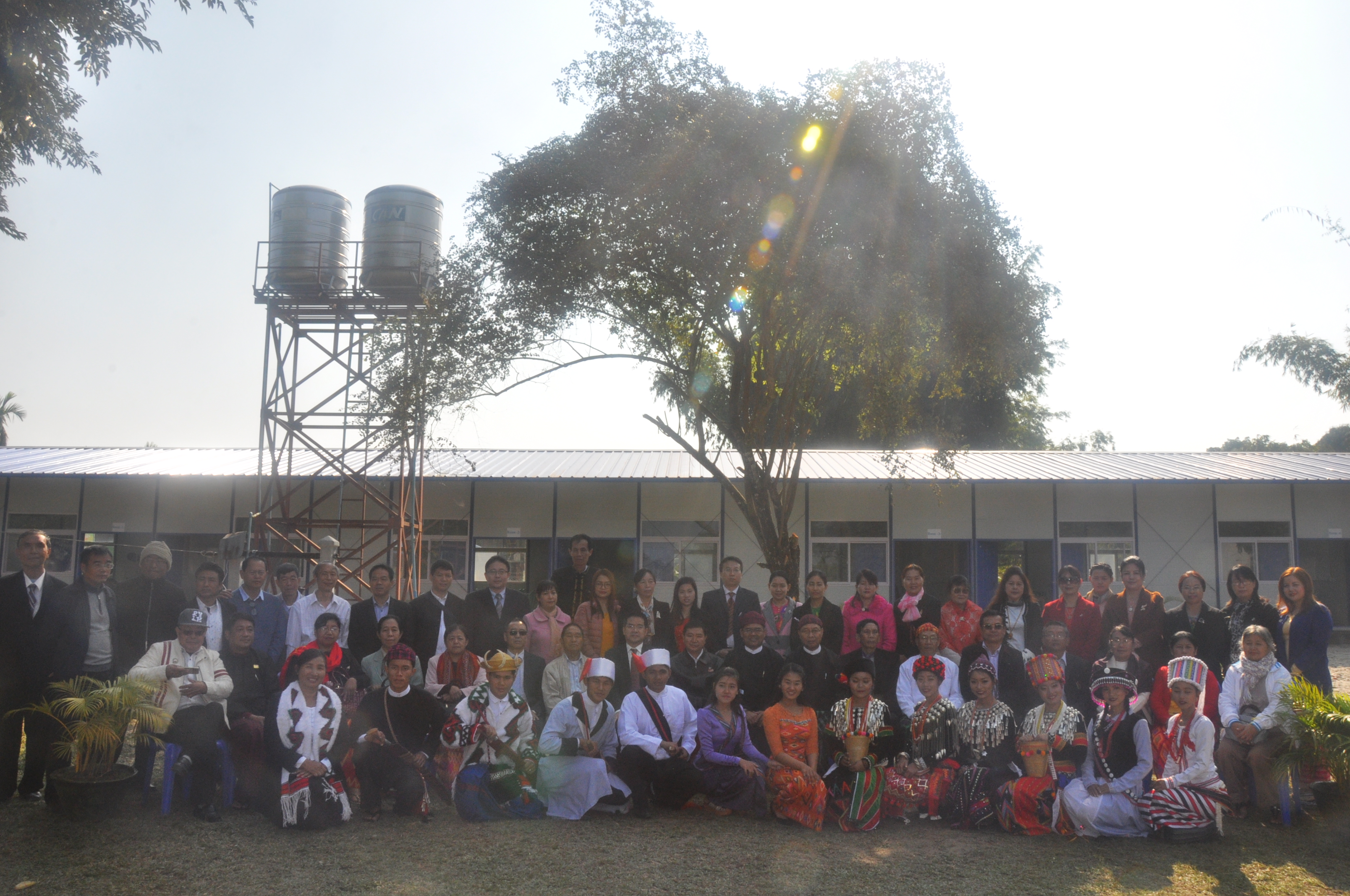 第21号中缅友谊学校举行揭牌仪式