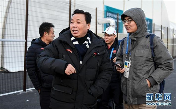 中国代表团陆续抵达平昌