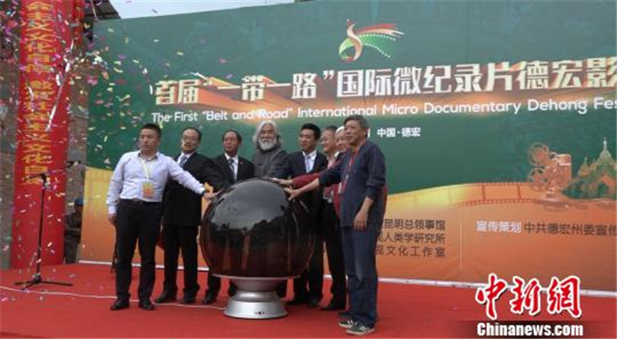 张纪中直言想将“南侨机工”故事拍摄成影视作品