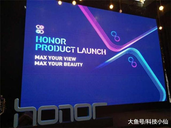 华为开挂了，耀畅玩7X&荣耀9青春版登陆越南, 海外版图再扩展！