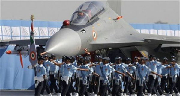 印度空军开始史上最大规模军演 演练与中巴双线作战