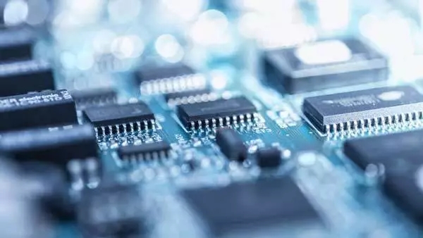 唐驳虎解析“中兴危局”：搞清底牌