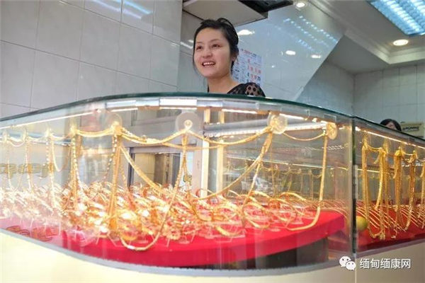 临近开学 缅甸黄金交易市场冷淡