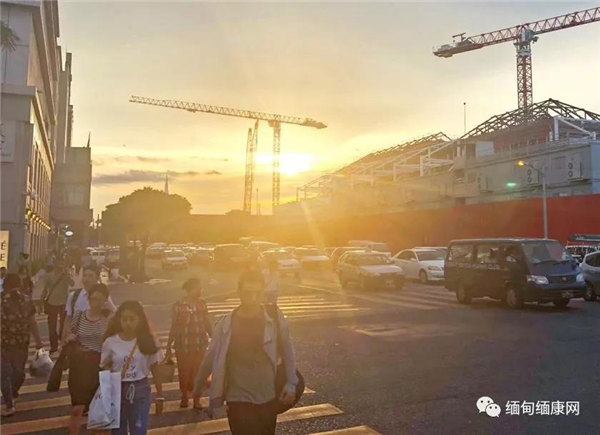 缺乏经济方向与战略 导致缅甸人才流失