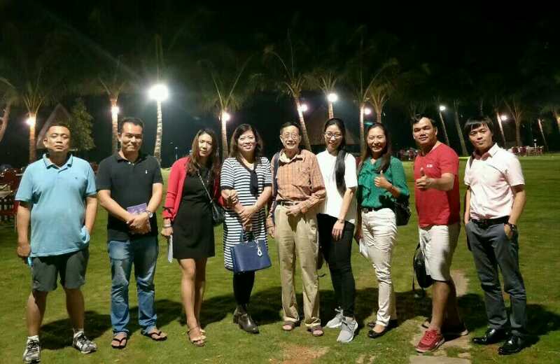 缅华笔友会瓦城（张新民 ）