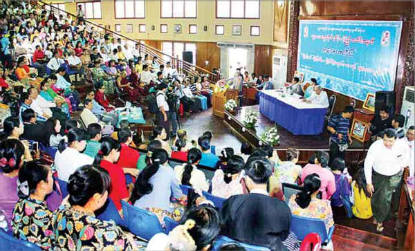 曼德勒大学60周年文学座谈会