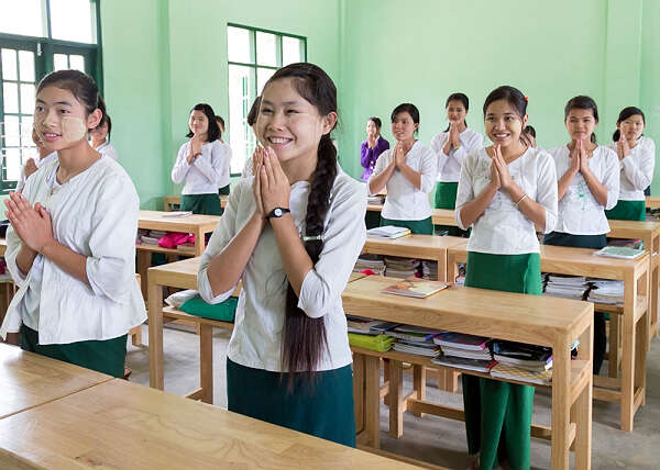 缅文系老教授呼吁大学各学科也应恢复缅语教学