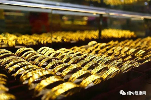 受汇率影响 黄金价格小幅下跌