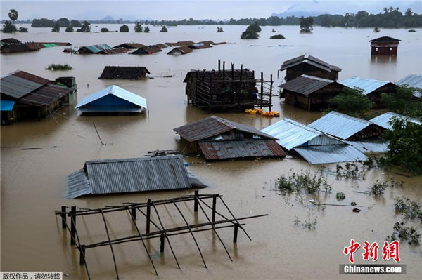 缅甸东南部暴雨引发洪涝 村庄变身泽国