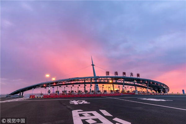 今日最大事件！你好，港珠澳大桥！
