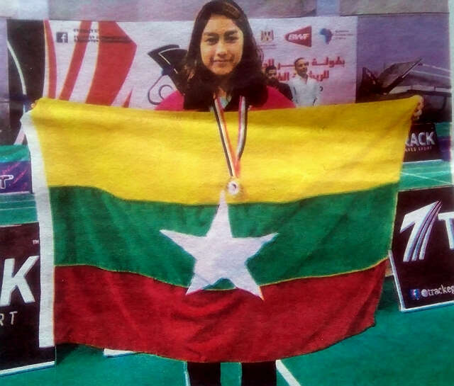 在埃及举办的国际羽毛球赛缅甸女选手获得金牌