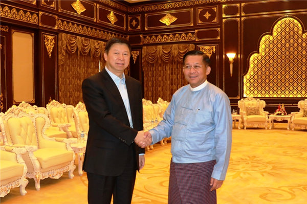 宋涛会见缅甸国防军总司令敏昂莱