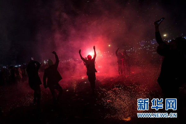 缅甸：缤纷夺目点灯节