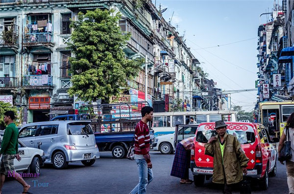 曼德勒城区将进行路面及红绿灯的升级改造