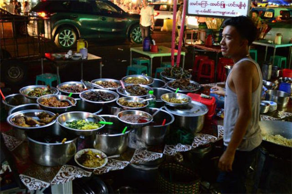 缅甸独立70多年，为何依旧内战不断？缅甸人：130个民族都想当家