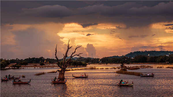 跨中缅边境的神奇小屋：吃在缅甸、睡在中国
