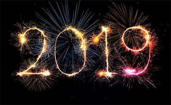 和缅甸众星一起进行新年倒计时