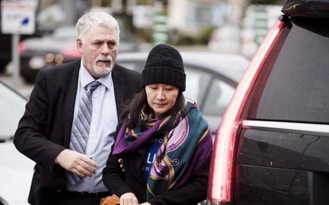 美对孟晚舟发难的根本原因！黑道土匪尚遵“祸不及家人”，美之卑劣完全刷新了三观！