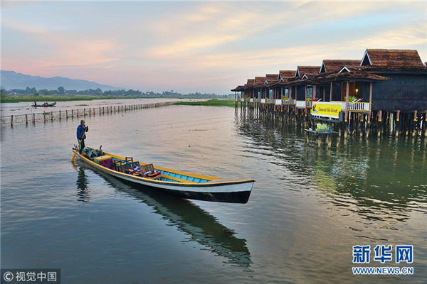实拍缅甸茵莱湖水上人家（组图）