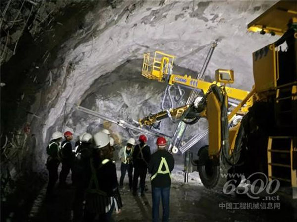 闪耀在缅甸“三峡工程”上的“徐工金”